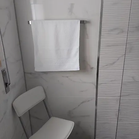 בית הארחה Moradia Chicharro נאזרה