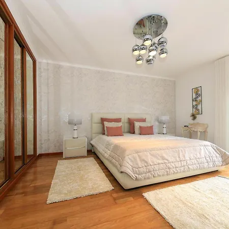 Moradia Chicharro נאזרה