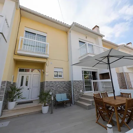 Moradia Chicharro נאזרה