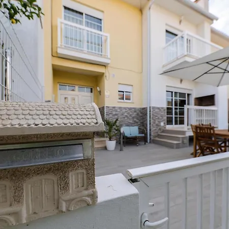 Moradia Chicharro Maison d'hôtes Nazaré